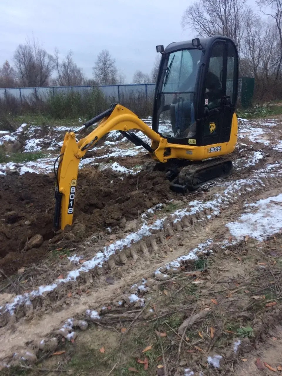 Фото JCB 8016