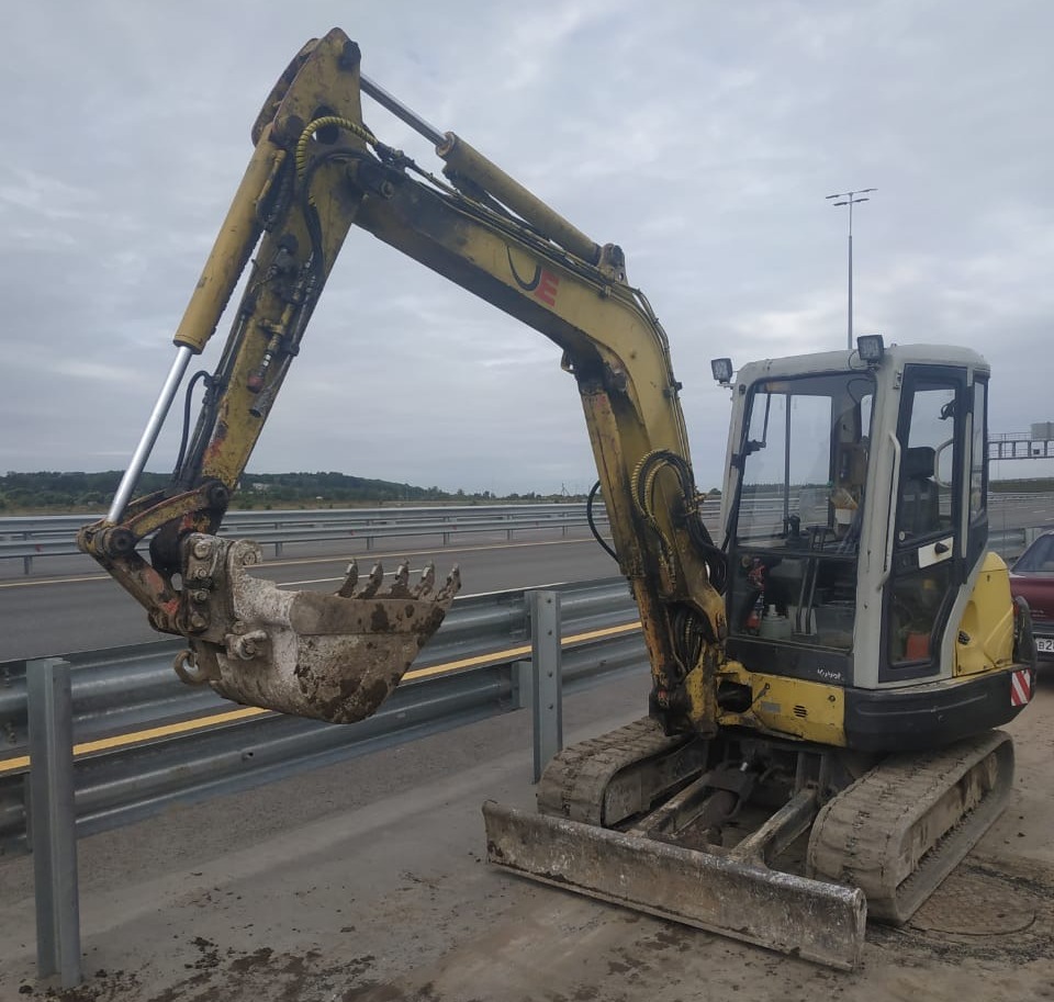 Kubota KX-121e